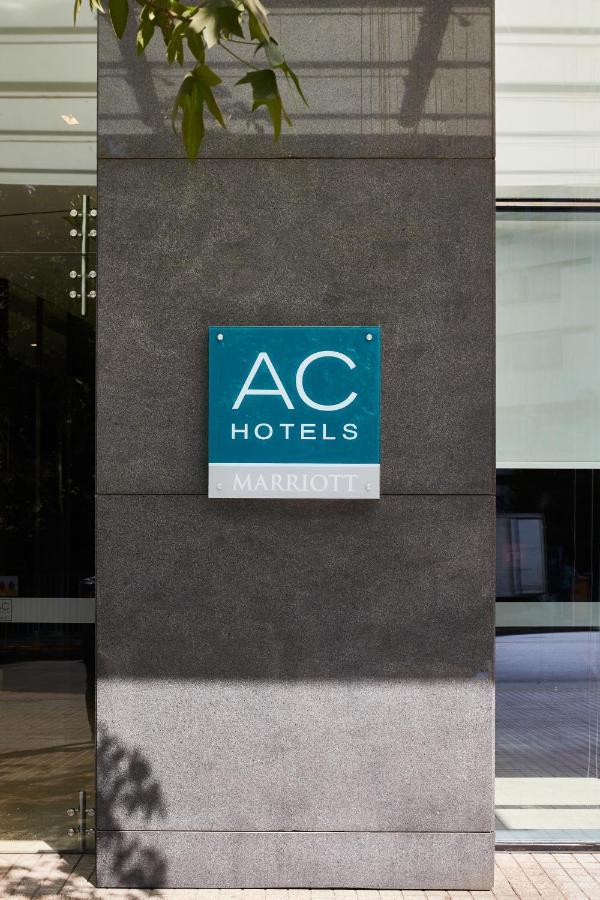 เอซี โฮเต็ล ซานติอาโก โกสตาเนรา เซ็นเตอร์ Hotel ภายนอก รูปภาพ